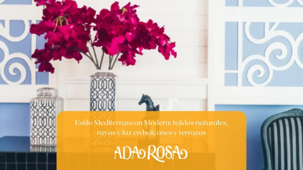 Terraza con textiles de lino, rayas y luz natural estilo Mediterranean Modern